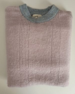 Sweter Levete Room (34% alpaka, 29% wełna)
